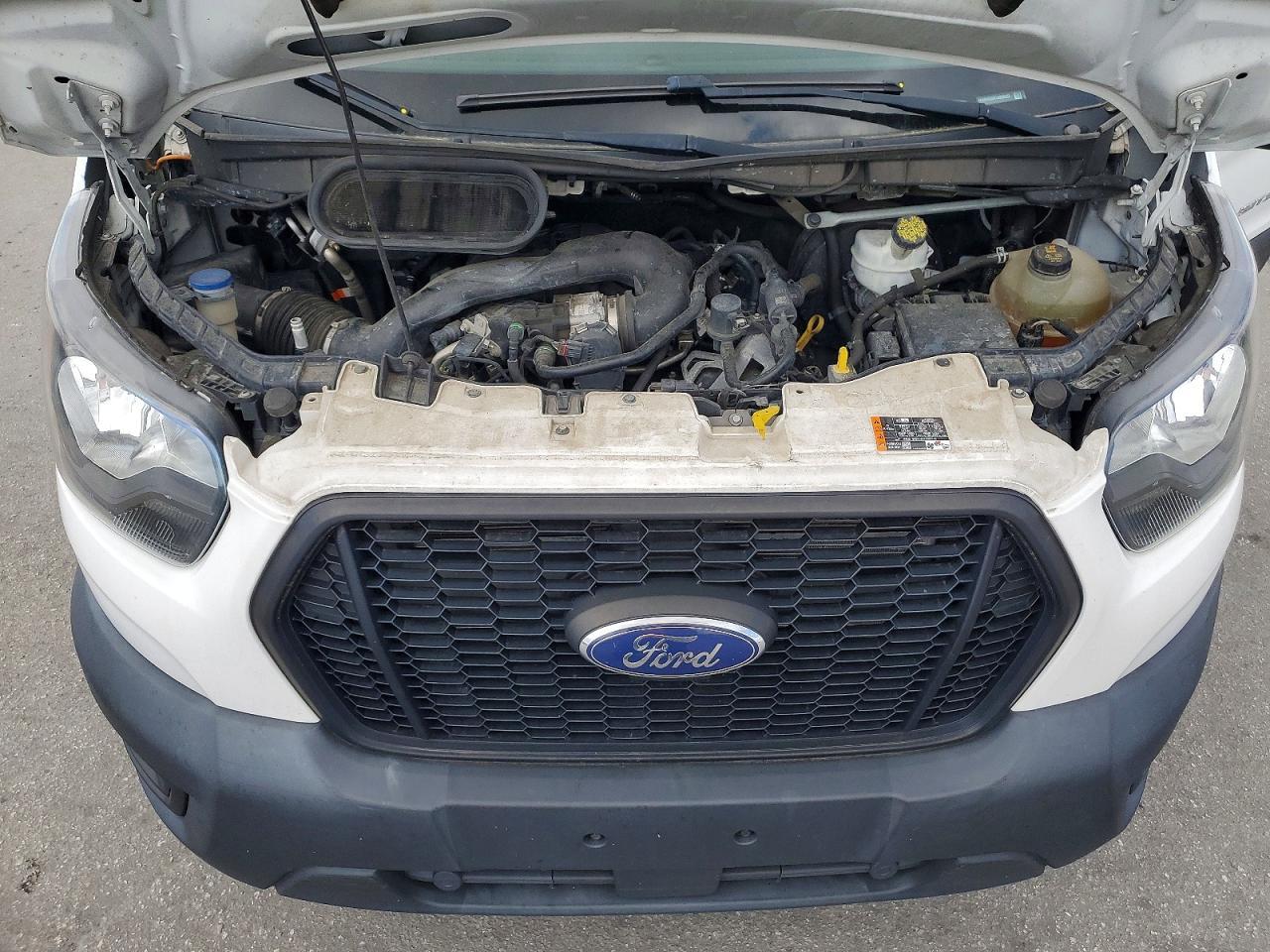 2020 Ford Transit Delivery Truck