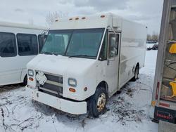 Salvage trucks for sale at Montreal Est, QC auction: 2005 Freightliner Chassis M Line WALK-IN Van