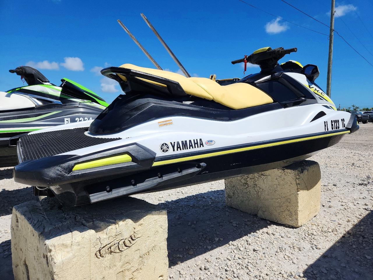 2022 YAM Jetski