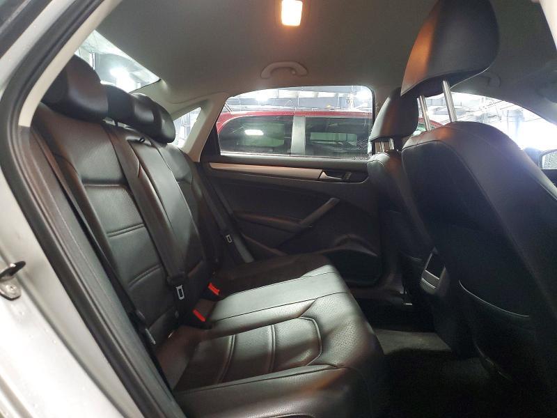 2013 Volkswagen Passat s