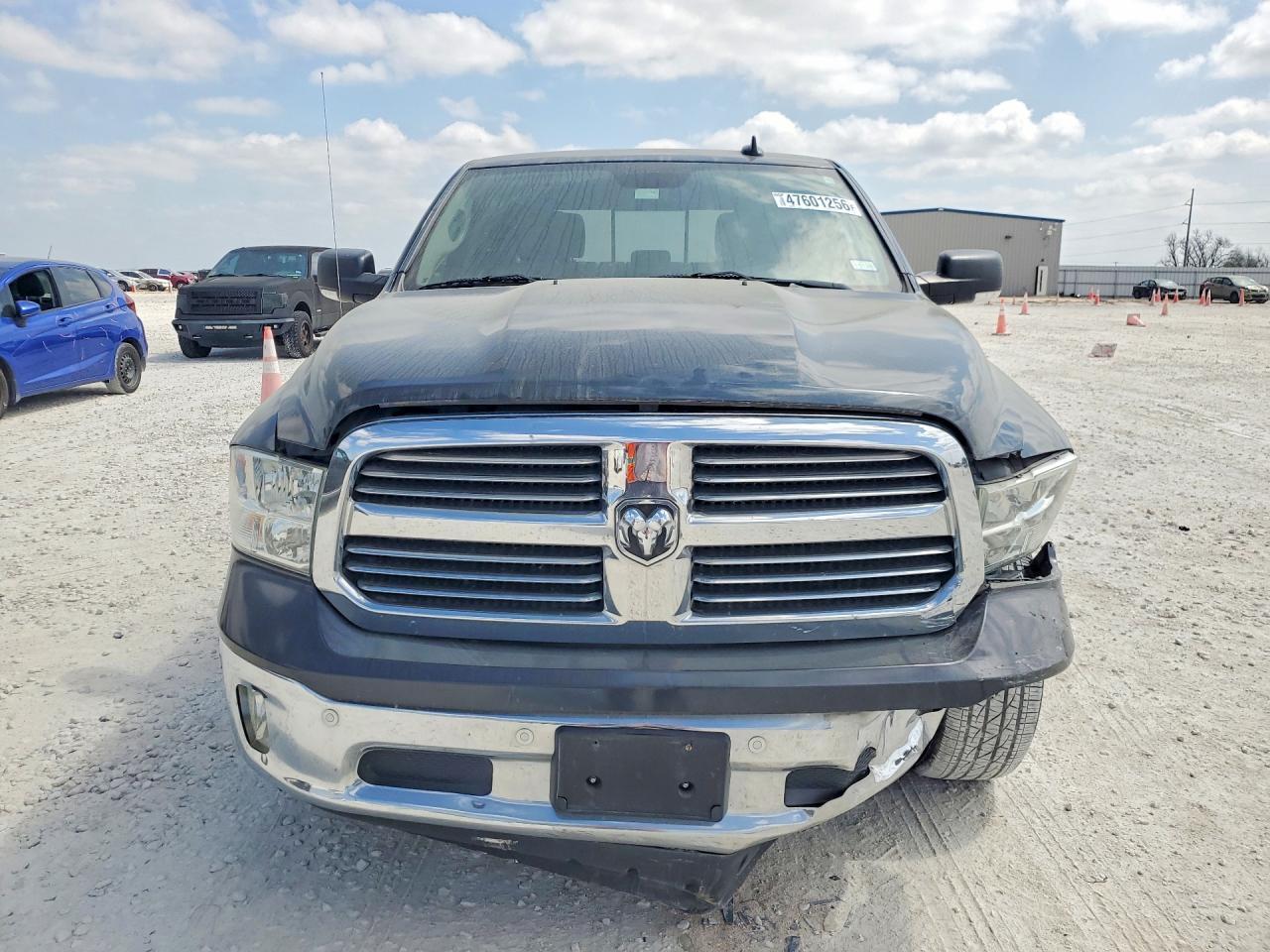 2016 Dodge RAM 1500 SLT