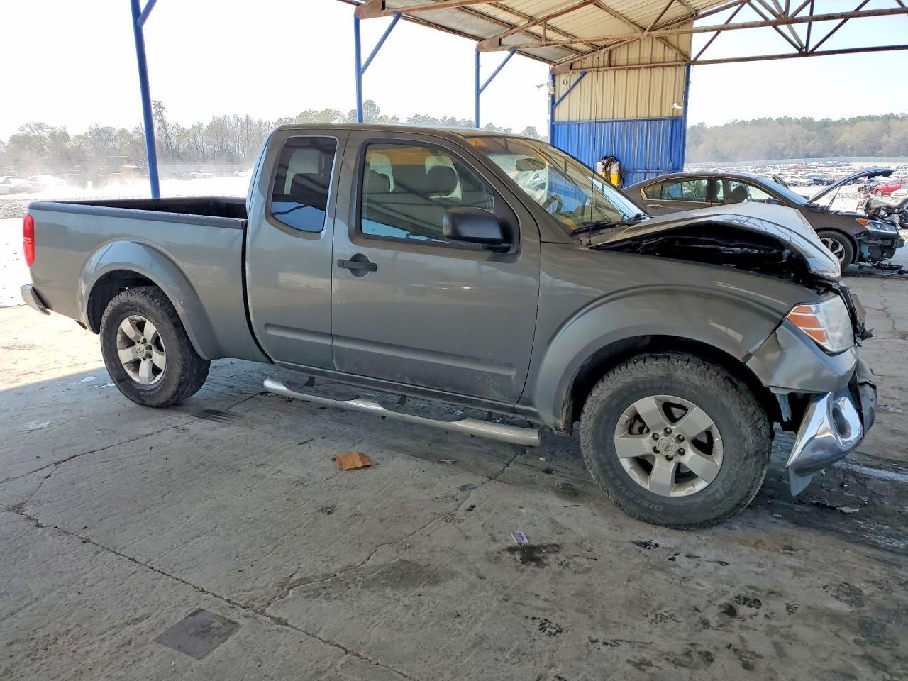 2009 Nissan Frontier SE V6