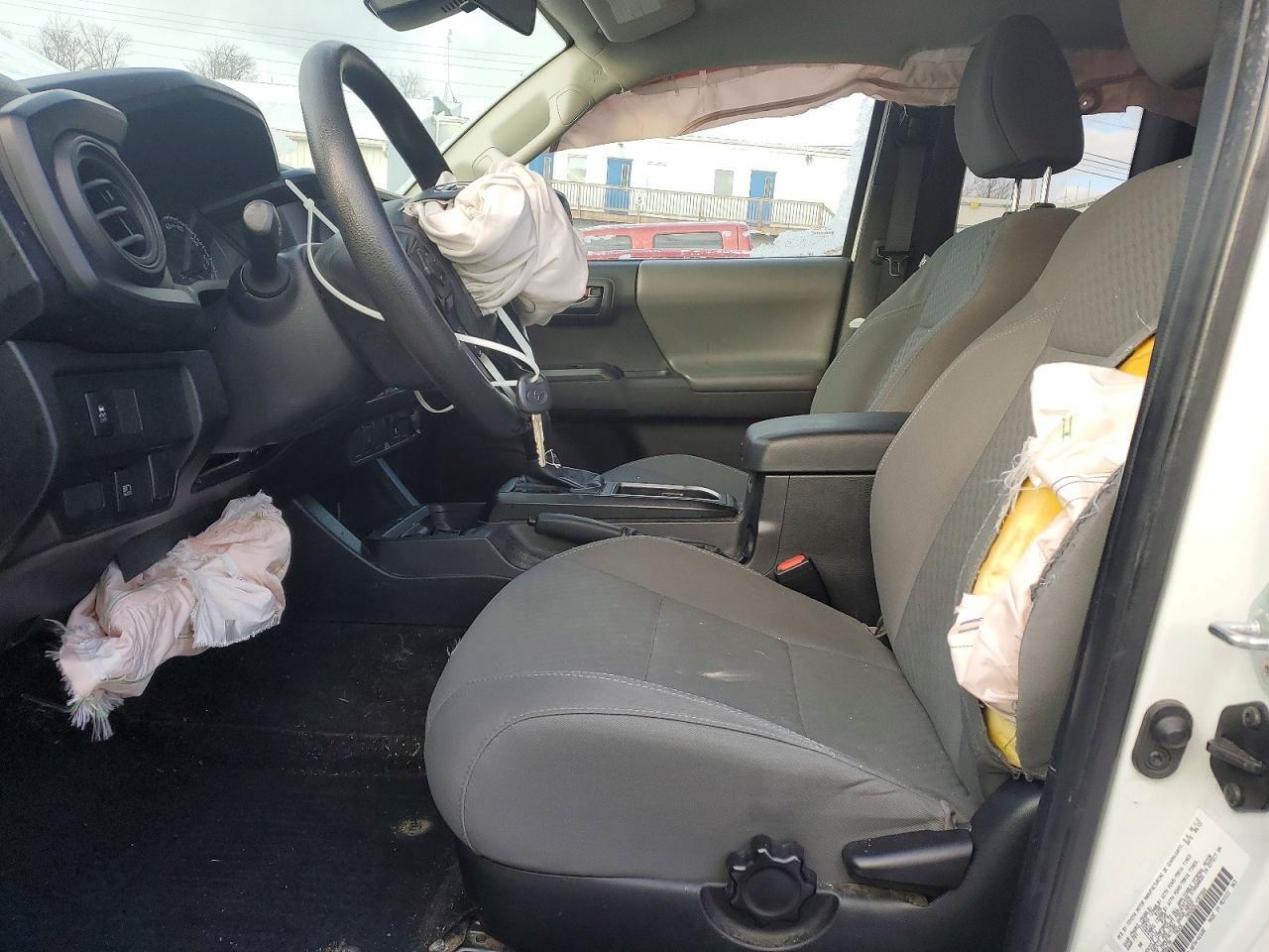 2022 Toyota Tacoma SR