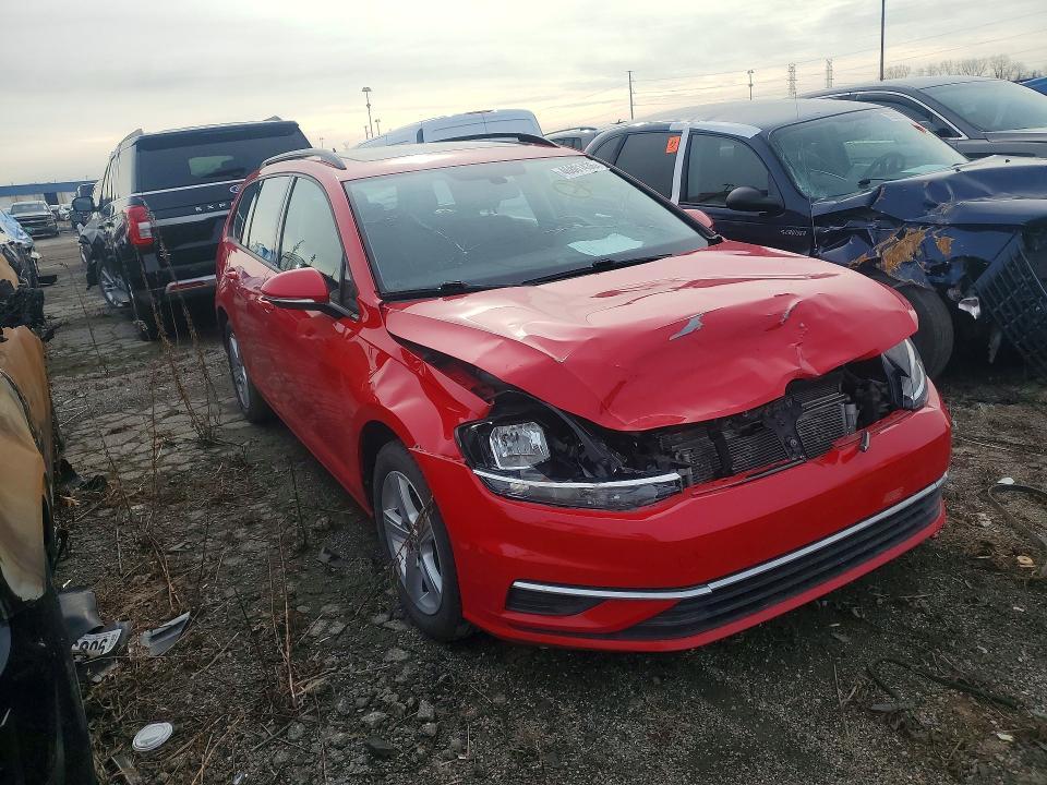 2018 Volkswagen Golf Sportwagen s