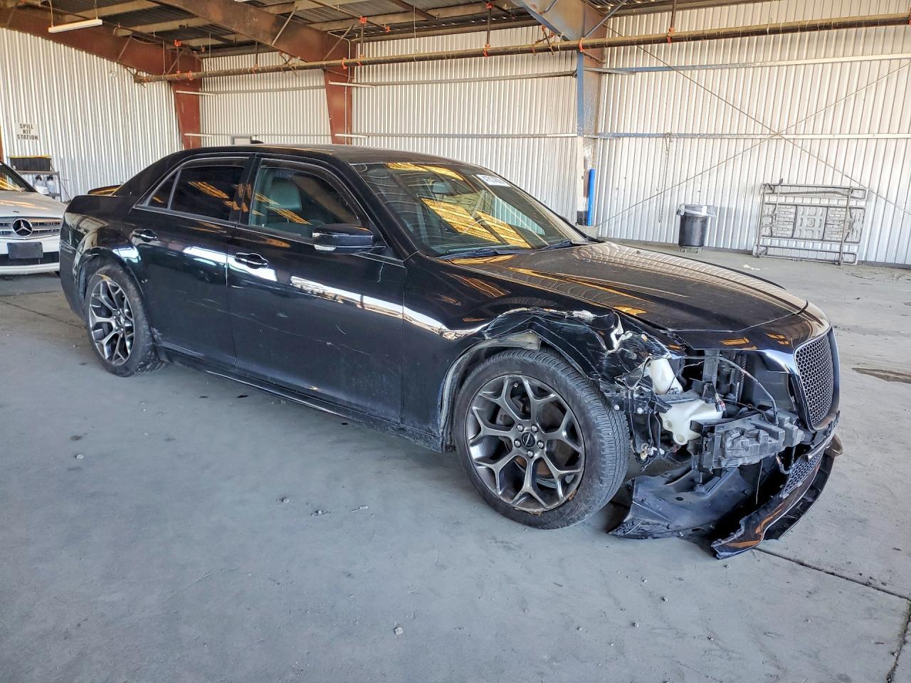 2018 Chrysler 300 s