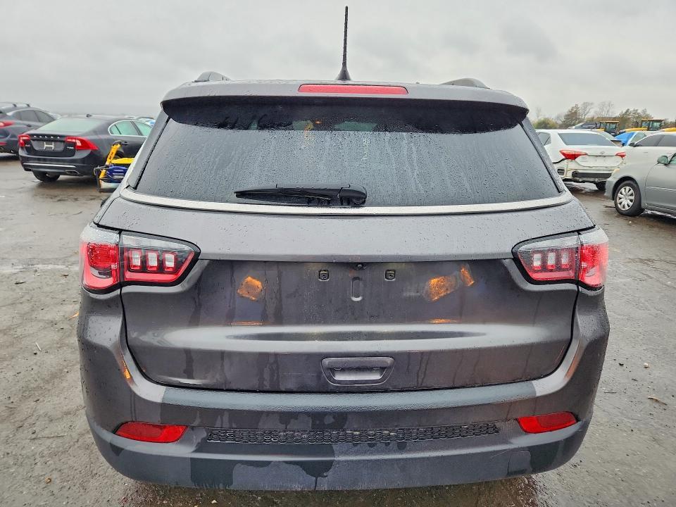 2023 Jeep Compass Latitude lux