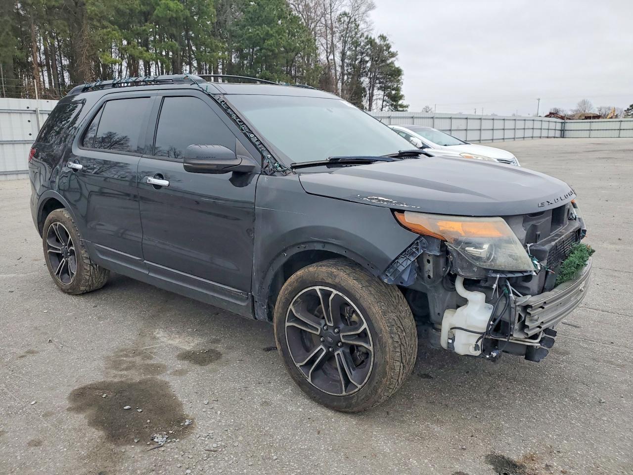 2013 Ford Explorer Sport
