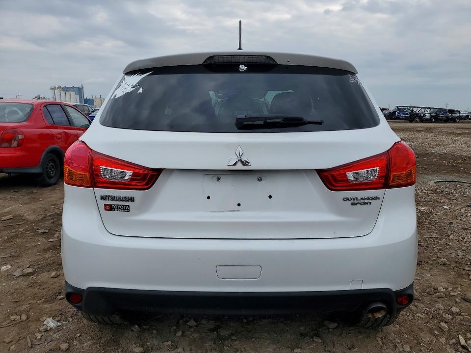 2015 Mitsubishi Outlander Sport es