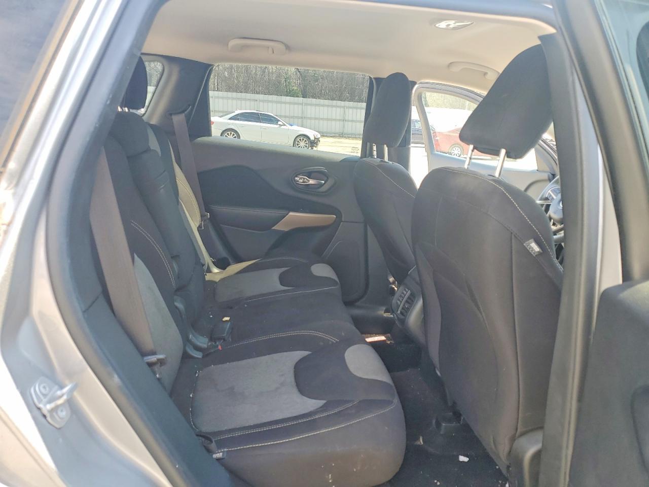 2018 Jeep Cherokee Latitude