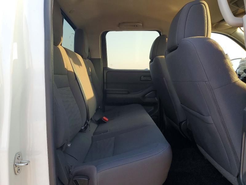 2025 Nissan Frontier S