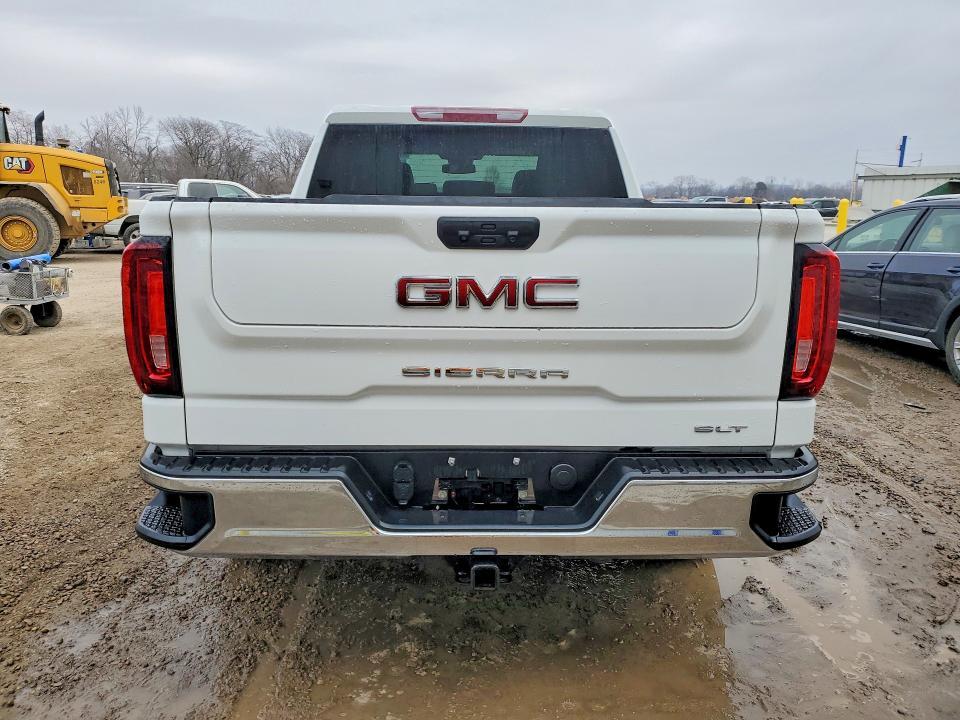 2026 GMC Sierra K1500 slt