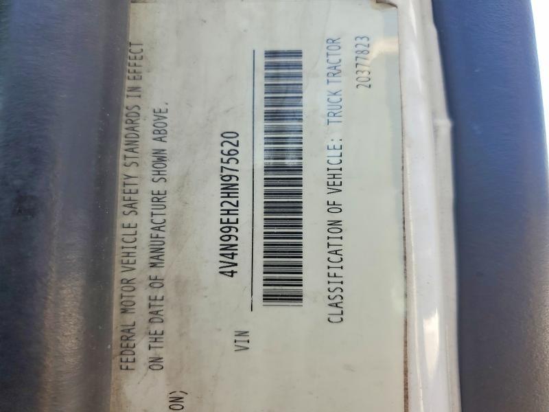 2017 Volvo VNL Semi Truck