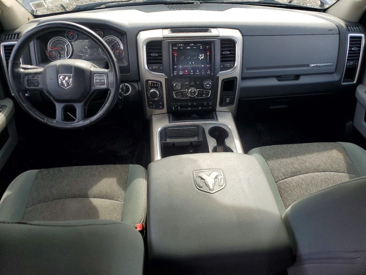 2018 Ram Trucks 1500 SLT