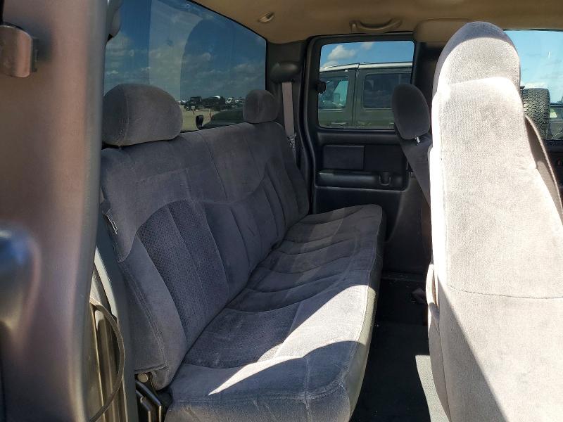 2002 Chevrolet Silverado C1500