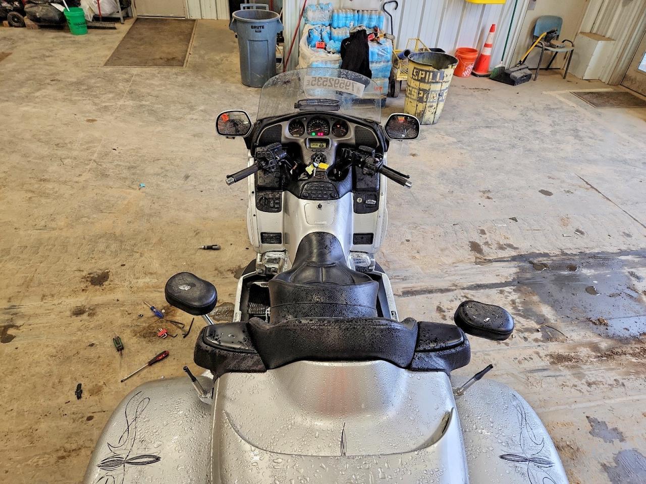 2005 Honda GL1800