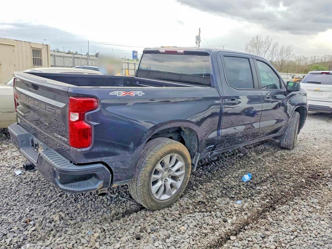 2022 Chevrolet Silverado K1500 Custom