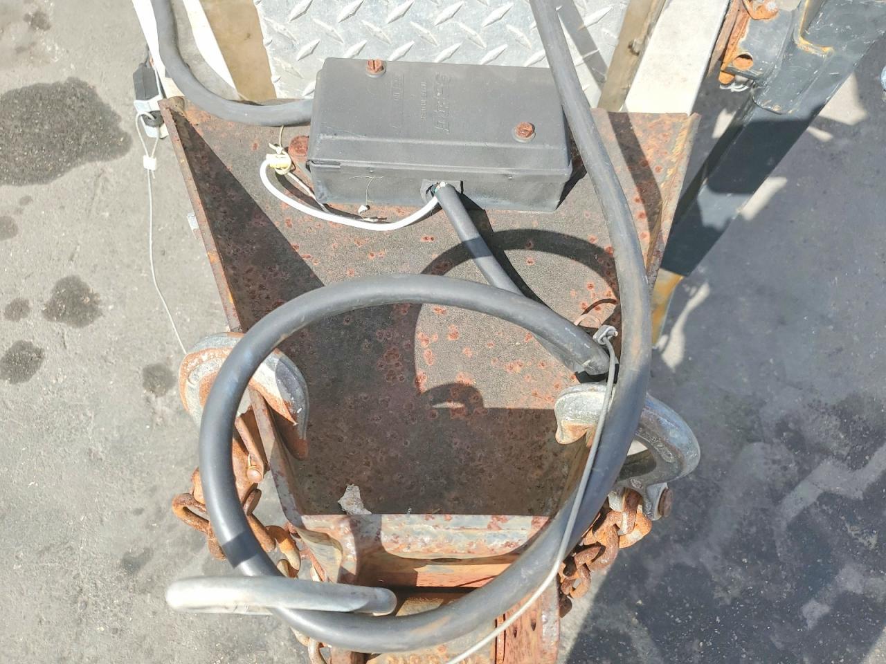 1999 Featherlite Fiber Optic Splicing Trailer