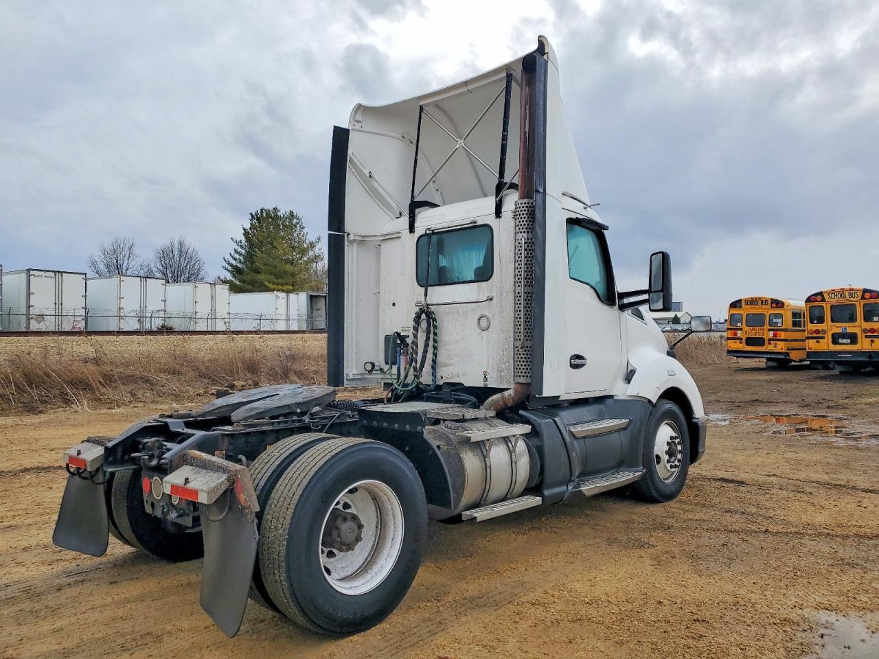 2018 Kenworth T680 Semi Truck