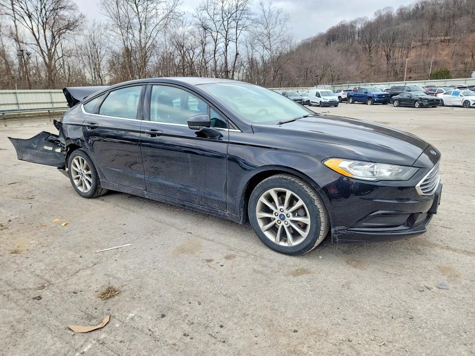 2017 Ford Fusion se