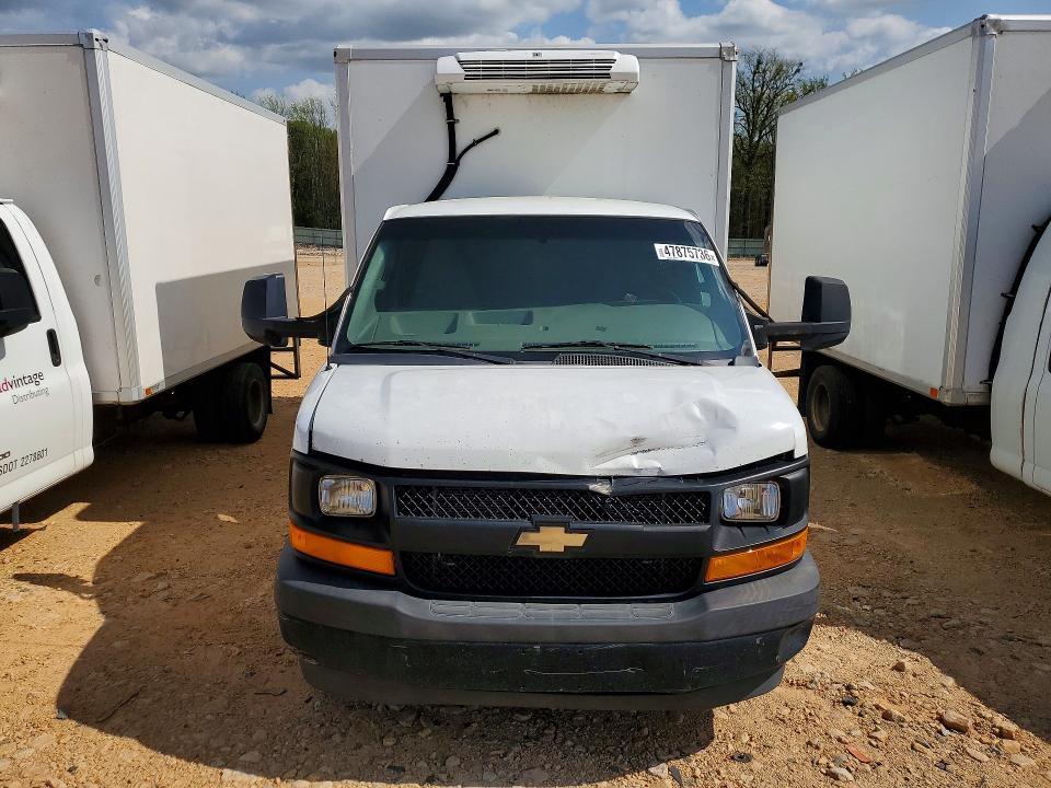 2017 Chev Rolet Express Refrigerated BOX Truck