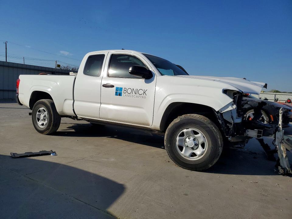 2017 Toyota Tacoma sr