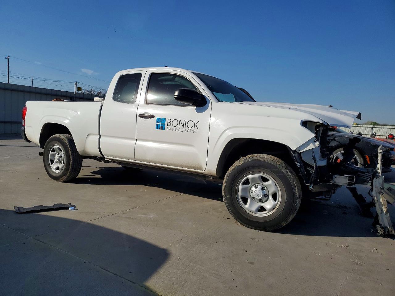 2017 Toyota Tacoma SR