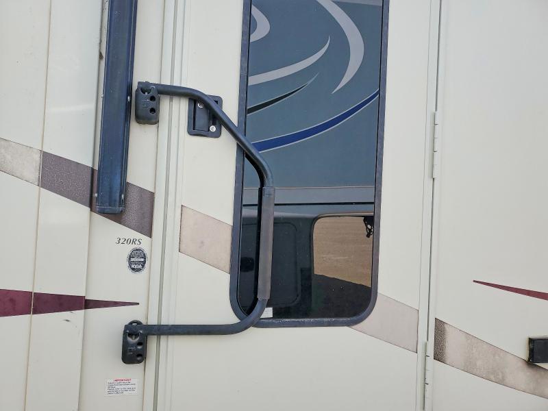 2012 Columbia Nw Recreational Vehicle (RV)