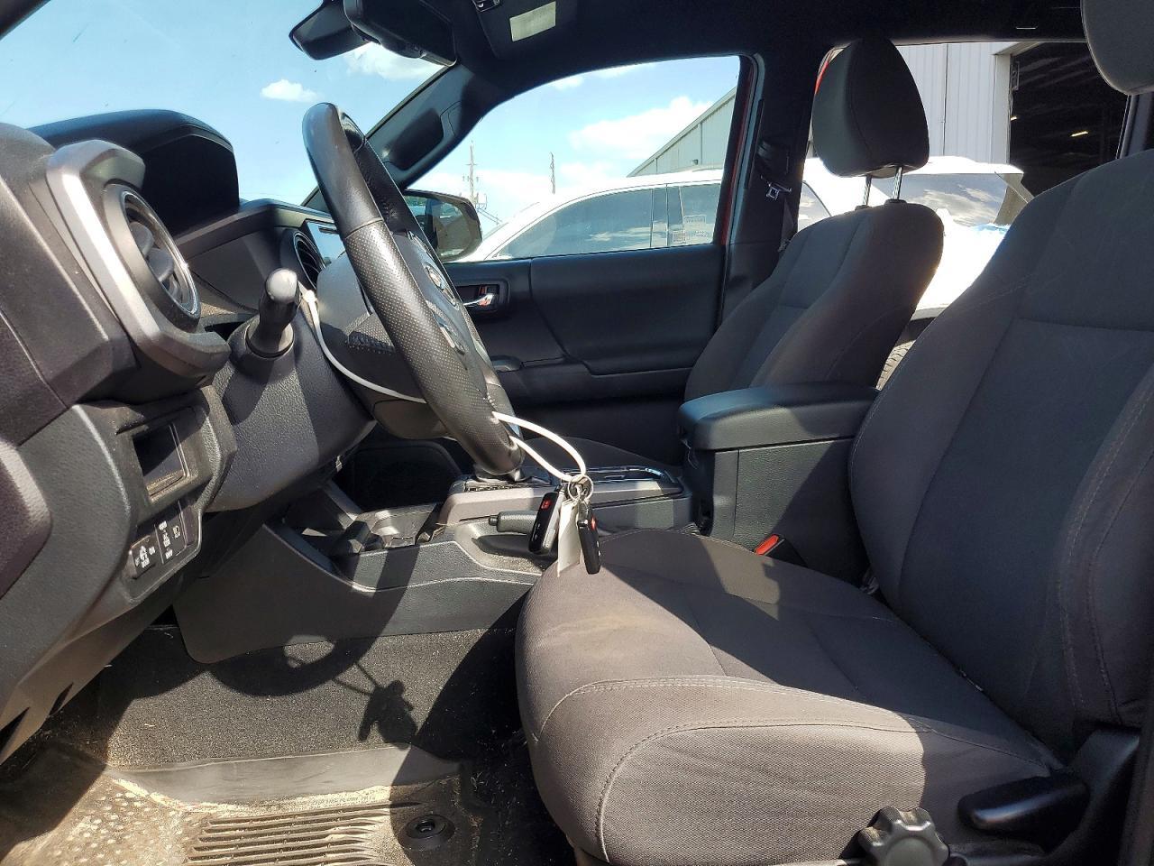 2018 Toyota Tacoma TRD Sport