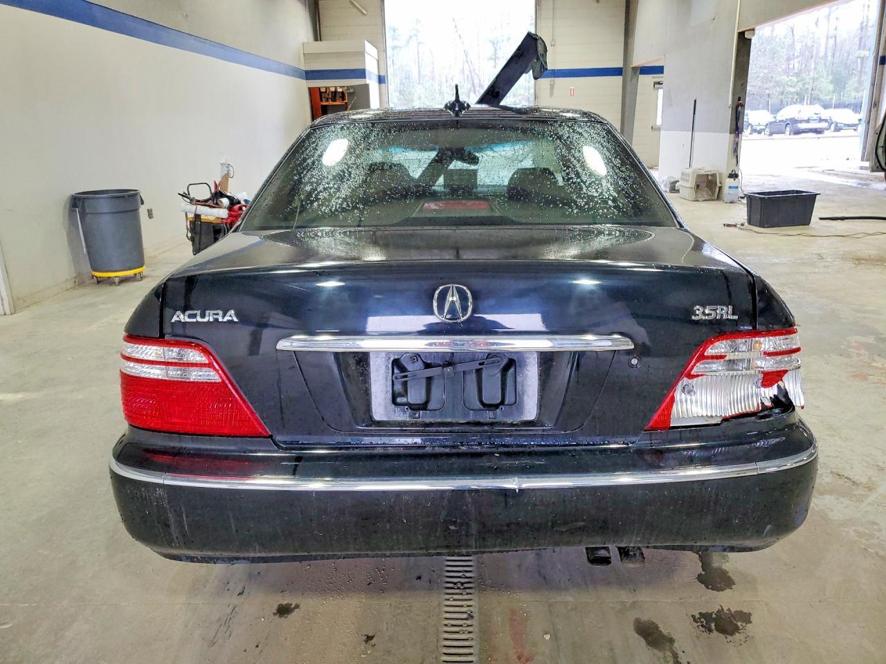 2004 Acura 3.5rl
