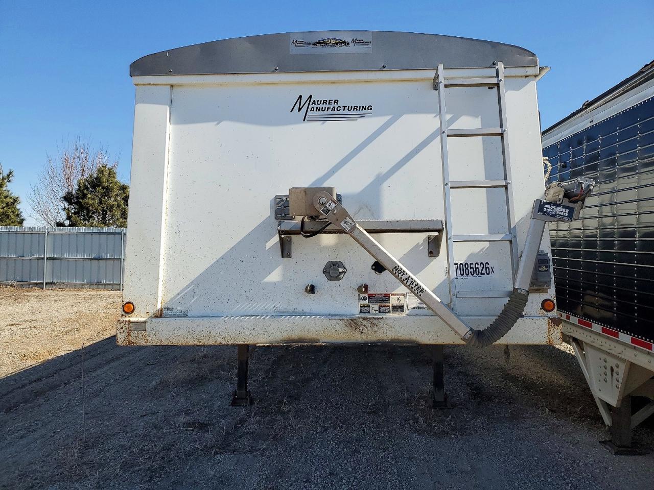 2011 Maurer Grain Trailer