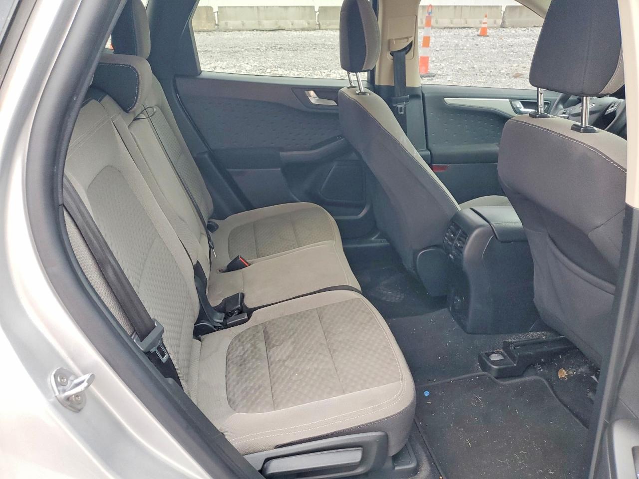 2020 Ford Escape se