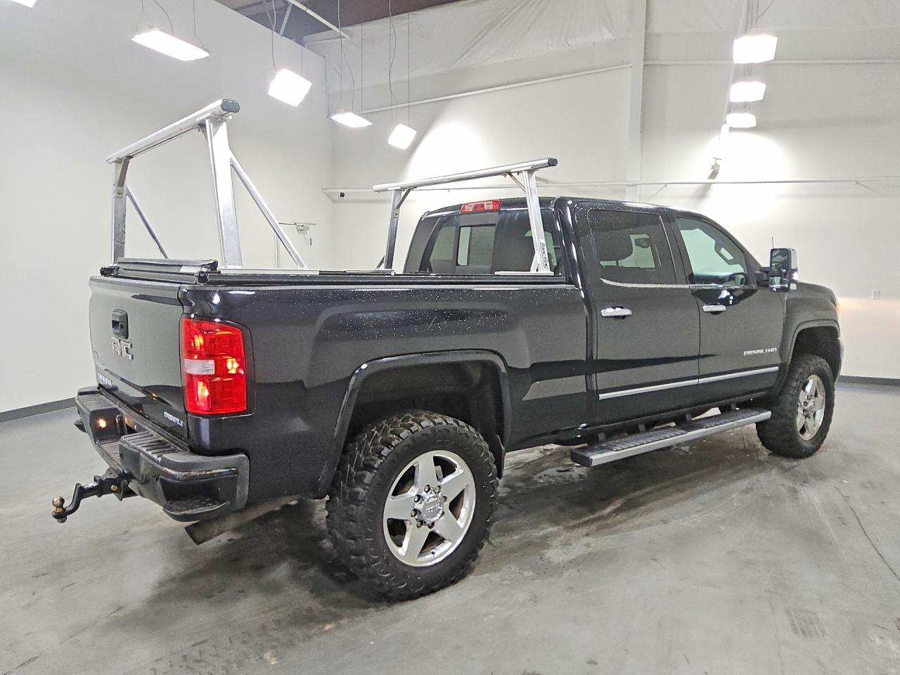 2015 GMC Sierra K2500 Denali