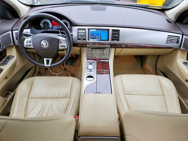 2011 Jaguar XF