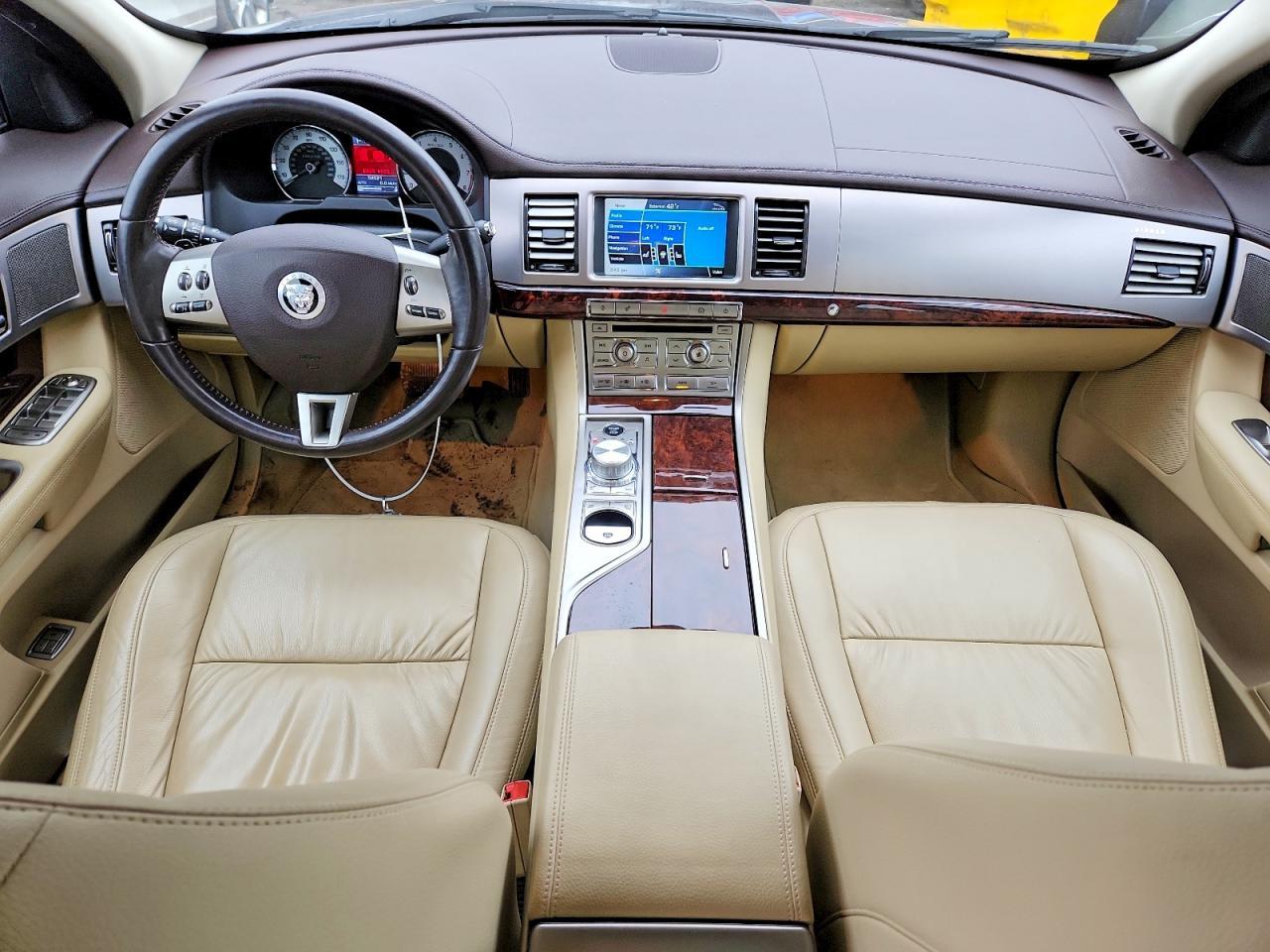 2011 Jaguar XF