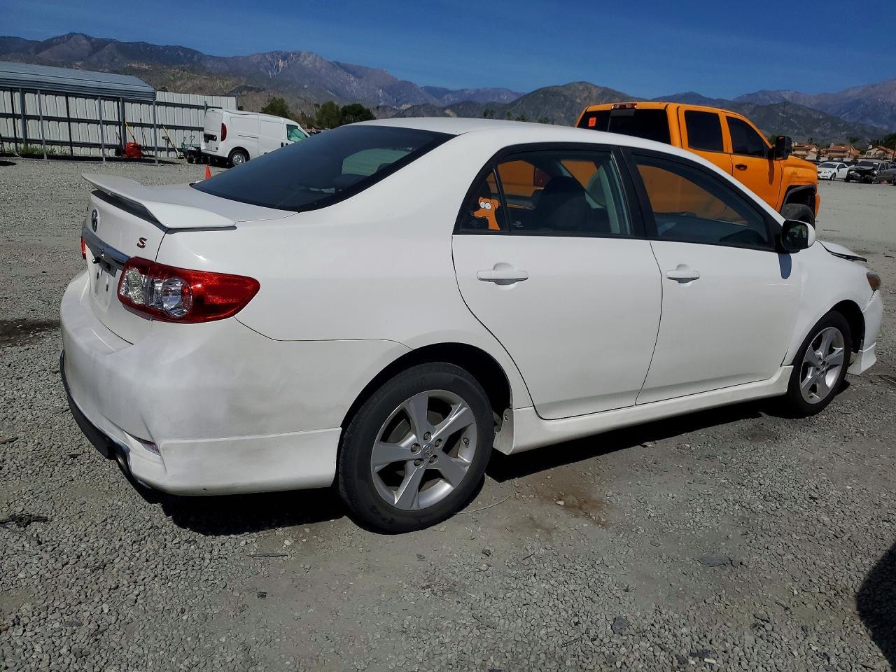 2011 Toyota Corolla s