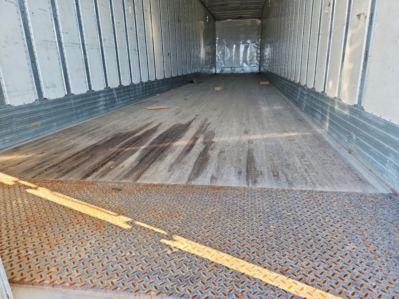 2016 Utility VS2DX DRY Van Trailer