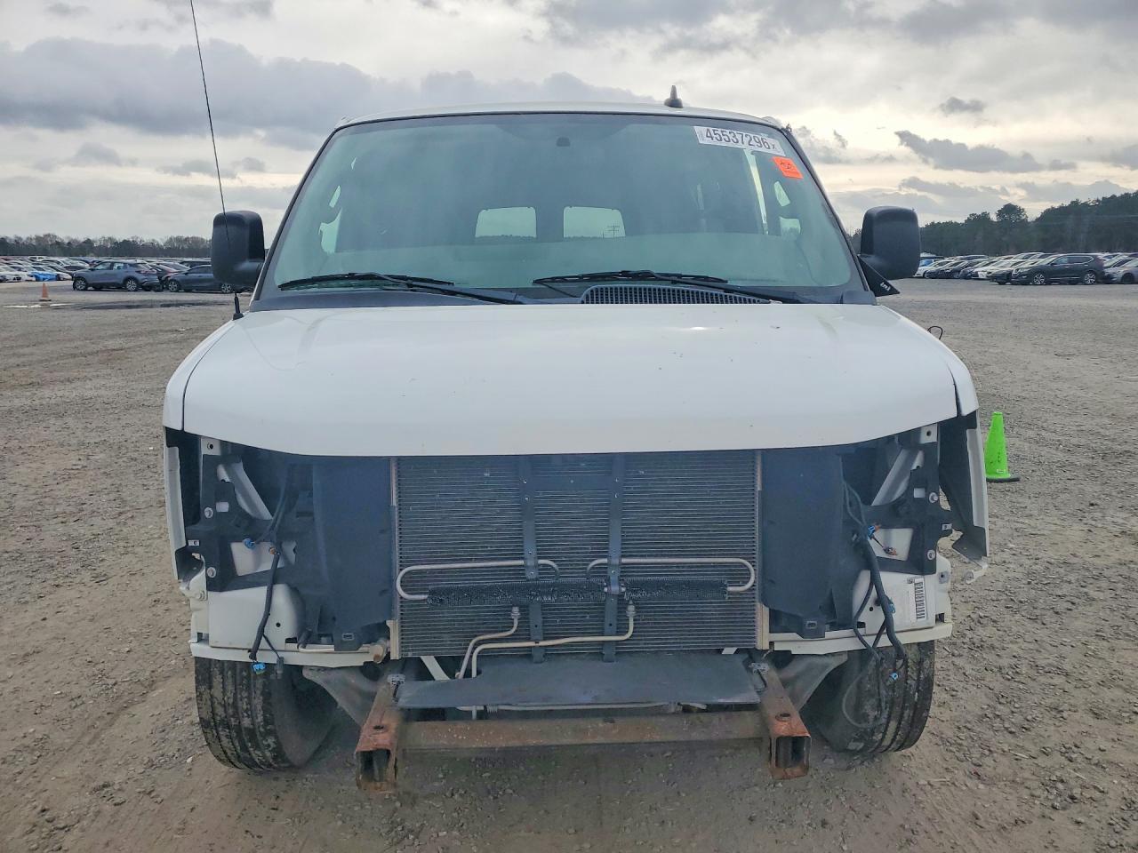 2018 Chevrolet Express G3500 LT