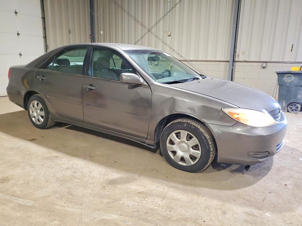 2004 Toyota Camry