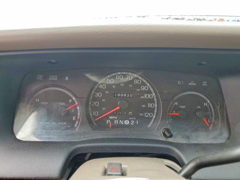 2004 Ford Crown Victoria