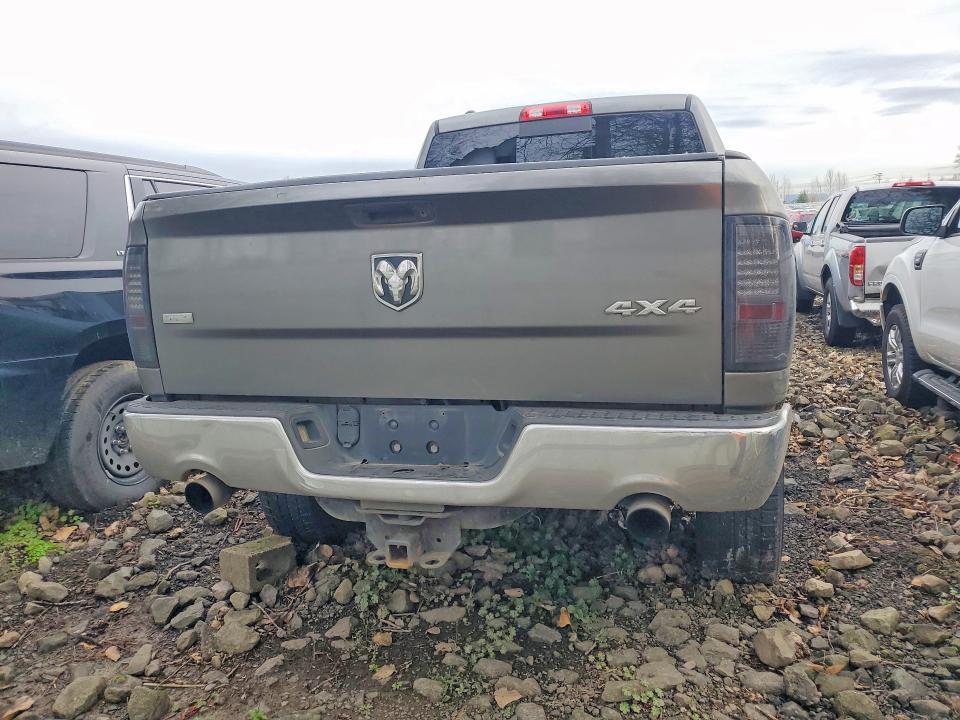 2013 Ram Trucks 1500 slt