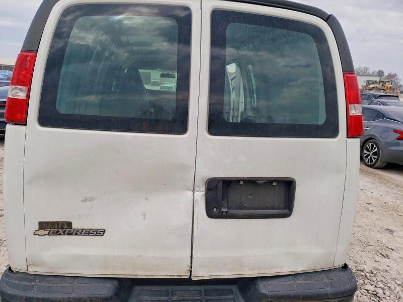 2018 Chevrolet Express 2500 Cargo Delivery van