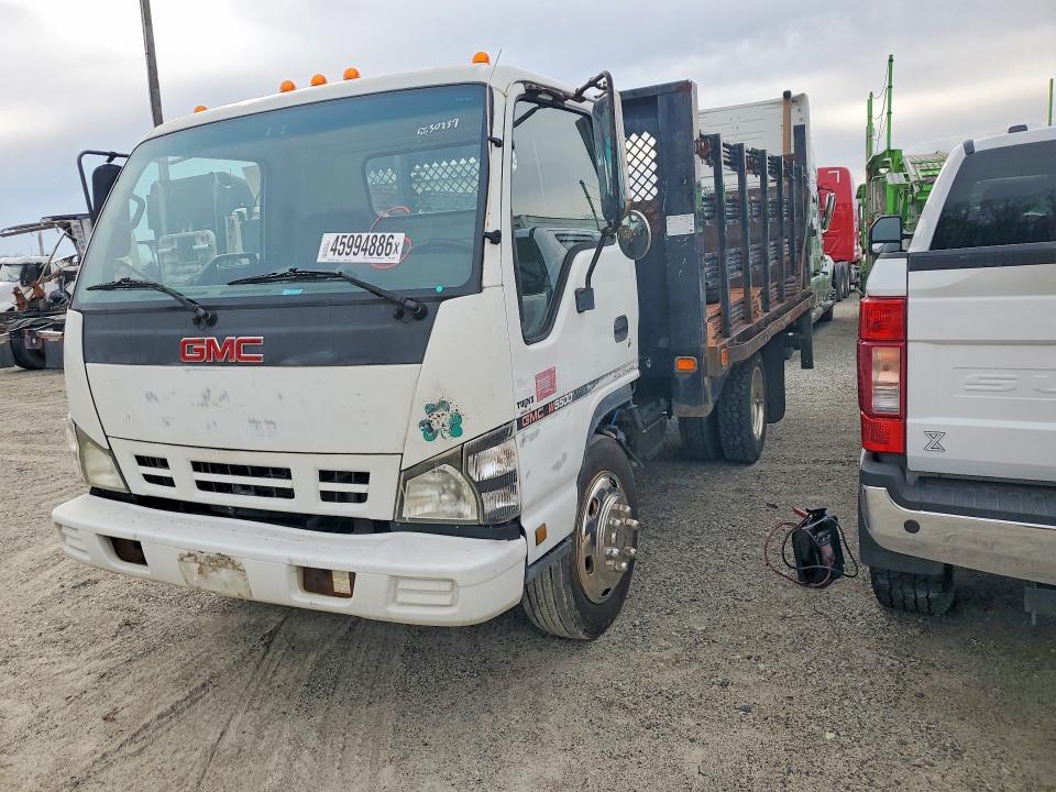 2007 GMC W5500 Flatbed Truck