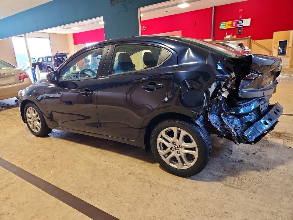 2017 Toyota Yaris ia