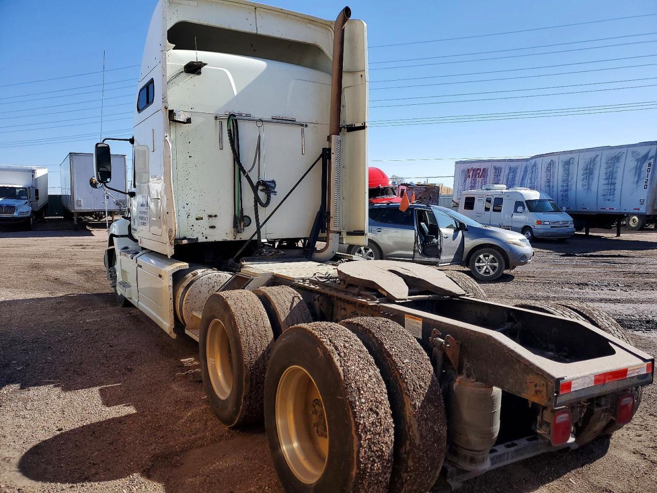 2014 Mack CXU613 Semi Truck