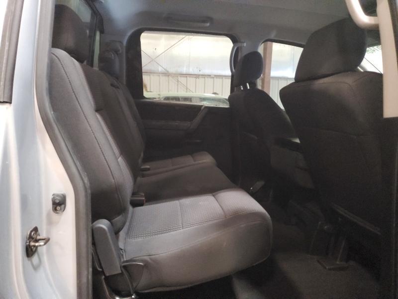 2009 Nissan Titan xe