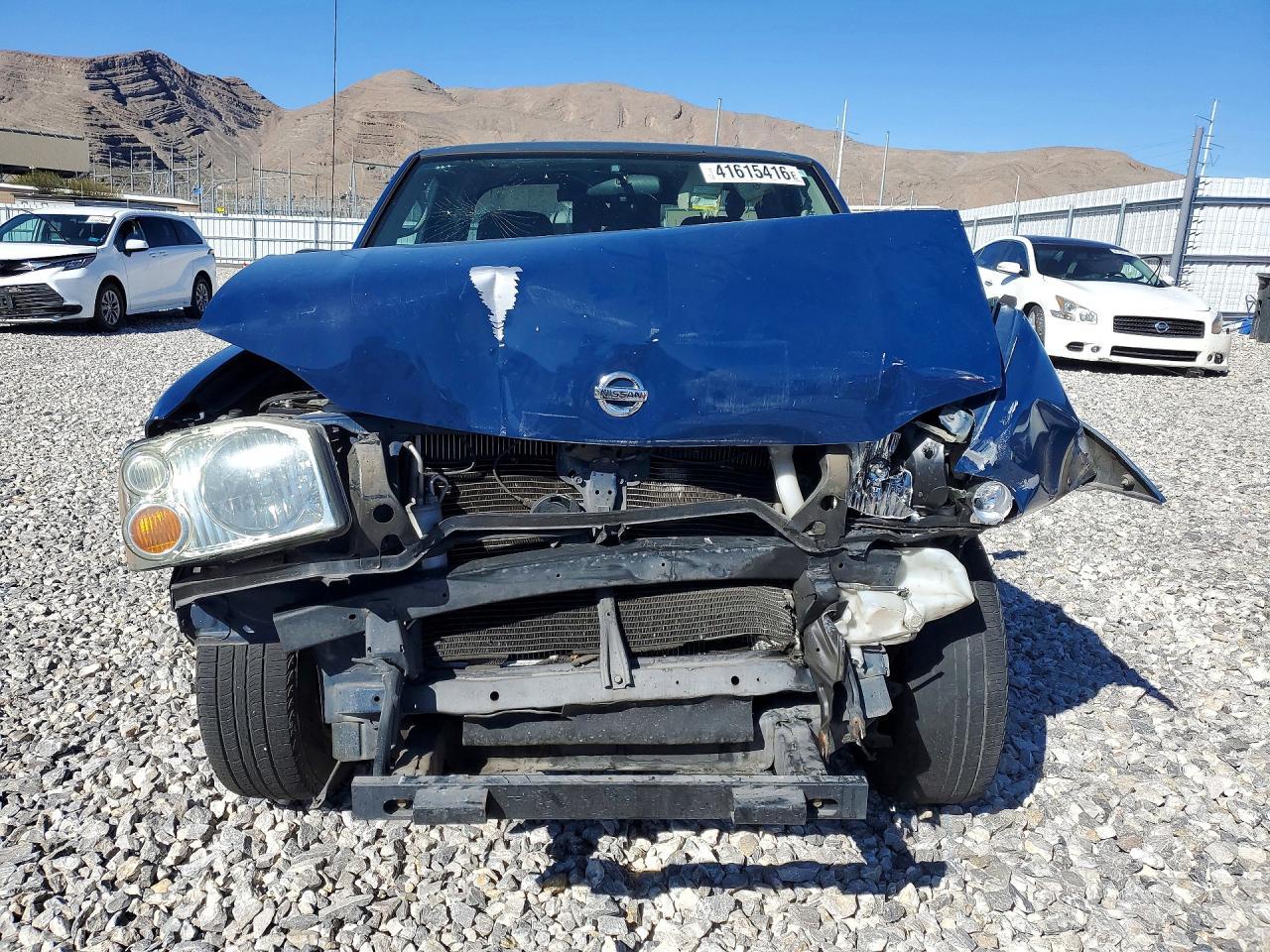 2002 Nissan Frontier Standard