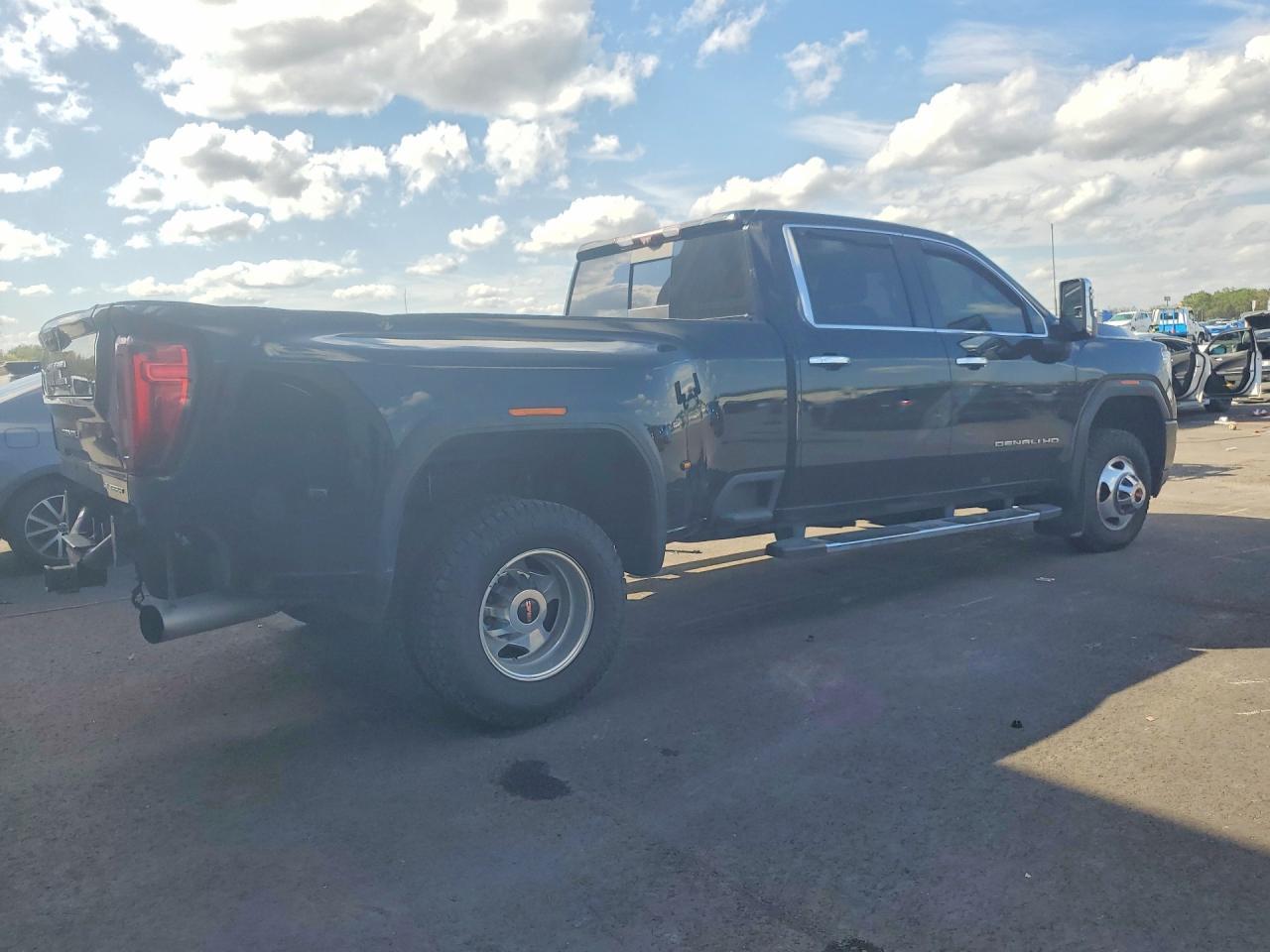 2020 GMC Sierra K3500 Denali