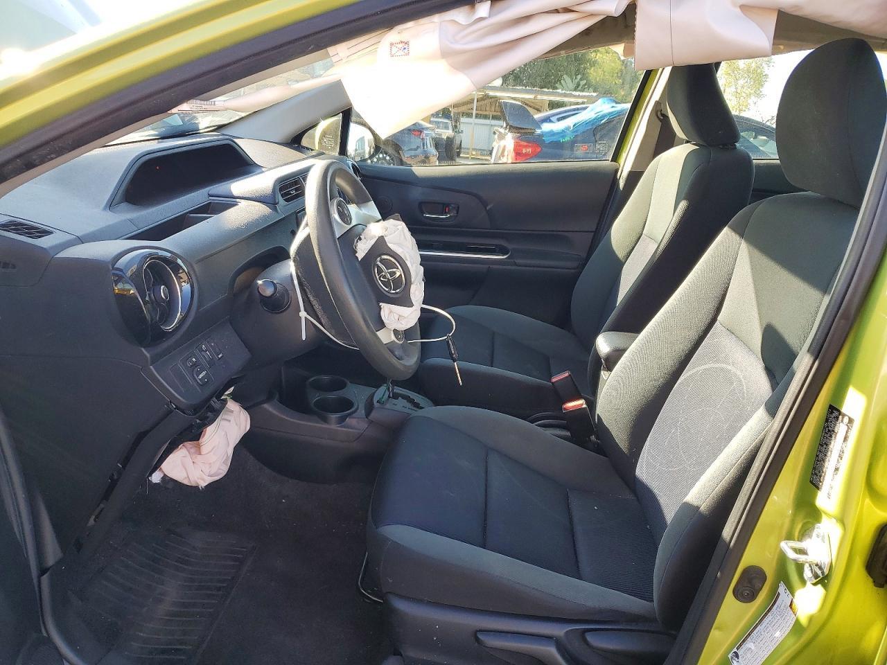 2015 Toyota Prius c two