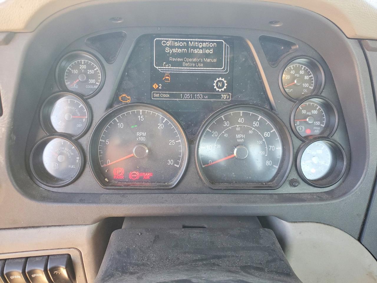 2018 Peterbilt 579 Semi Truck