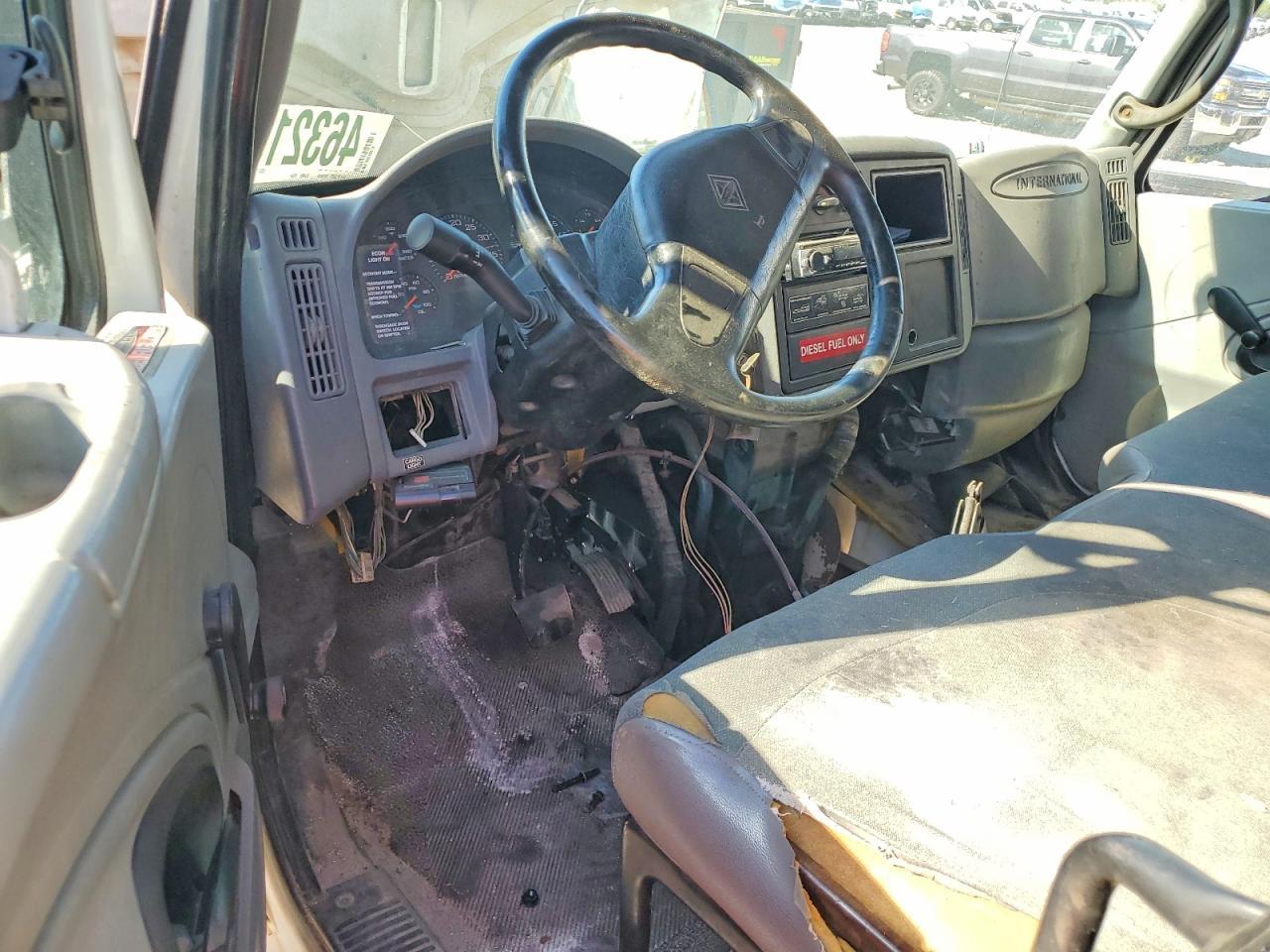 2007 International 4300 Flatbed Truck